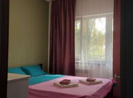 Zhalgin's apartments 2, hotell med parkeringsplass i Turksib