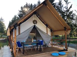 Glamping Slapy webnode cz, luxury tent in Neveklov