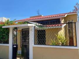Alojamiento completo Tabachines, hotel que aceita pets em Ixtapan de la Sal