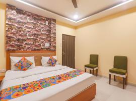 FabHotel Swarn Banquet, hotel near Banaras Hindu University, Kakarmatha