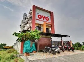 OYO Flagship Jamtha Hotel Guest House