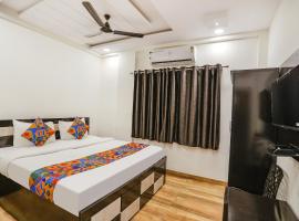FabHotel Royal Stay, hotel dicht bij: Internationale luchthaven Dr. Babasaheb Ambedkar - NAG, Nagpur