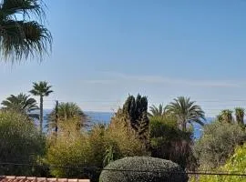 Petit paradis a 3mn de la plage Clim Garage