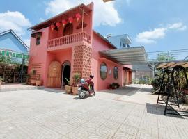 Khu Chi Lăng에 위치한 빌라 Palm Villa 16 DaLat - 4bedrooms in Nam Ho