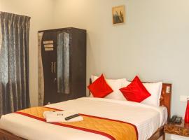 FabHotel Home Tree Service Apartment Kolathur, hotel in Madras