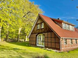 Urlaub mit Hund im Ferienhaus am Wingster Wald, ξενοδοχείο σε Wingst