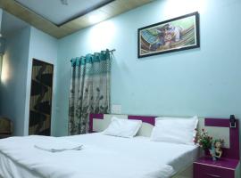 Radhe Radhe Guest House, hotell i Dehradun