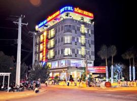 Hồng Nhung Hotel Kiên Giang, hotel near Rach Gia Airport - VKG, Rach Gia