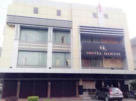 Hotel Queen Pontianak, отель в городе Siantan