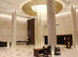 Golden Phoenix International Hotel, hotel in Xiahuangtang