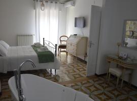 I colori della Sicilia NOBLESSE, apartment in Caltagirone