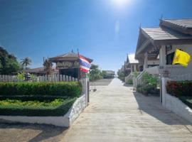 Little Home Beach, hotel met parkeren in Ban Khok Rak