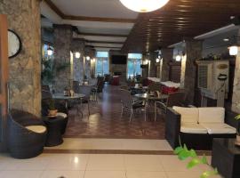 Chocolate and Berries Hotel, hotel di Suliban