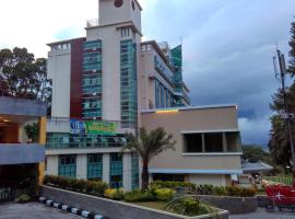 Grand Royal Denai Hotel, hotel en Bukittinggi