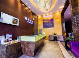 Lavande Hotels Chengdu University of Technology, hotel in: Chenghua, Longtansi