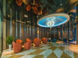 Xana Hotelle·Hotel Luzhou Baizitu Square
