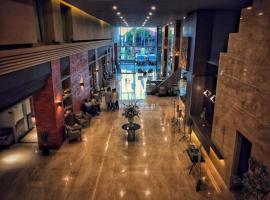 Patra Cirebon Hotel & Convention、Pleredのホテル