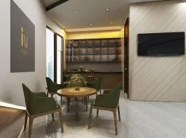 IU Hotel Qingdao Golden Beach Xuejiadao Metro Station