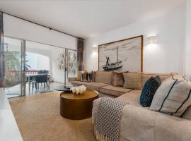 4 Perissa- Luxury beach break, luxury hotel in Ballito