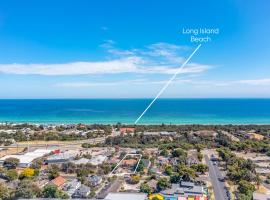 Long Island Beach House gateway to Mornington Peninsula #free parking, villa em Frankston