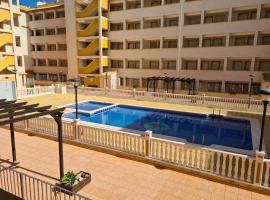 Mar de Cristal Resort Apartamentos - Parking, hotel in Mar de Cristal
