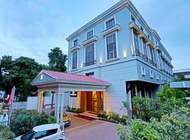 The Rialto Hotel – hotel w mieście Bengaluru