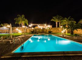Masseria Relais Saraceno With Pool - Happy Rentals, casa rural en Melendugno