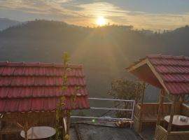Balthali himalaya view point restro – hotel w mieście Panaoti