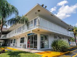 Motel 6-Jacksonville, FL - Orange Park, hotelli kohteessa Jacksonville