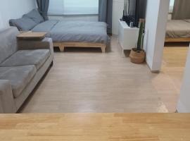 Haeundae Mipo House1 블루라인파크와LCT워터파크앞 바다도보2분, khách sạn ở Busan