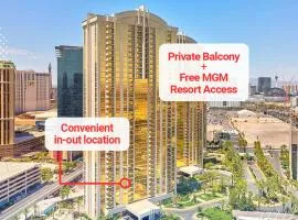 LADY LUCK'S VISTA - Private Balcony - Full Kitchen - Two Full Baths - Jetted Tub - Full MGM Grand Resort Access w No Resort Fee at MGM Signature