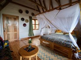 Hyena Hill Lodge – domek górski 