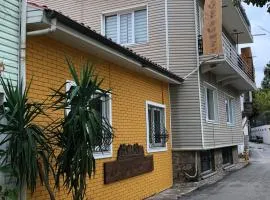 Kaleiçi muhteşem konum deniz yakını 1+0 özel ev