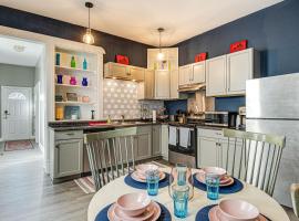 Pet-Friendly Indianapolis Retreat Near City Center, holiday home in Indianapolis