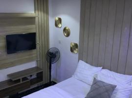 GREEK VIEW APARTMENT VICTORIA ISLAND, hotel with parking in Lagos