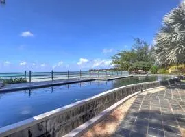 SG5 l Le Turquoise - second line Beachfront
