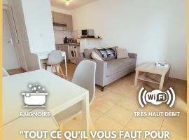Appartement Résidence Privé avec PARKING WIFI CLIM PISCINE, apartman u Avignonu