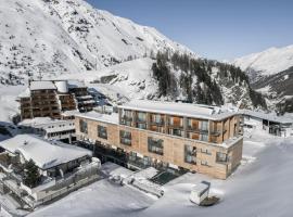 The Crystal VAYA Unique, hótel í Obergurgl