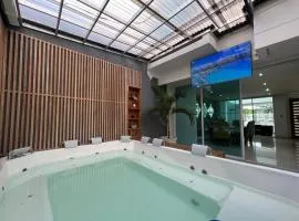 Lujosa Casa con jacuzzi CastilloGrande