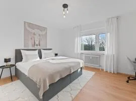 Roomfall Apartment am Kurpark mit TG & Wifi & Balkon