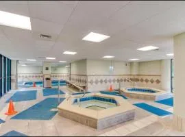 3br/3ba w/ Lazy River & Slide Sleeps 8