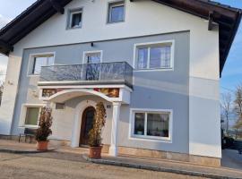 Appartment in Oberndorf bei Schwanenstadt, apartmán v destinaci Schwanenstadt