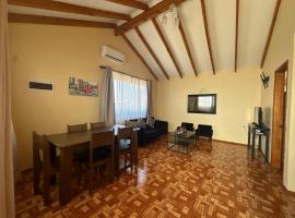 Alojamiento de casa Angol, holiday home in Angol