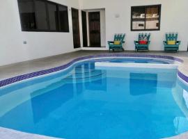 Casa 2 Salinas Monterrico completamente equipada y con piscina privada, căsuță din Monterrico