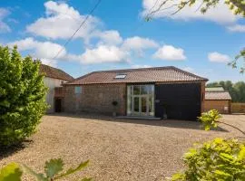 The Hay Loft by Big Skies Cottages