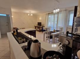 Appartamento Oro: Mantello'da bir otel