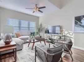 Austin 4BR Loft Townhome near West Campus