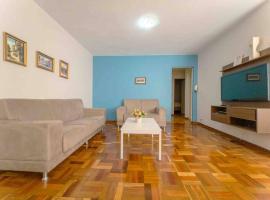 Apartamento Confortável e Espaçoso UEM EL06, khách sạn ở Maringá
