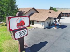 Red Bear Inn, hotel em Ennis