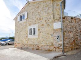 House Sea Stone, casa de campo em Dobropoljana